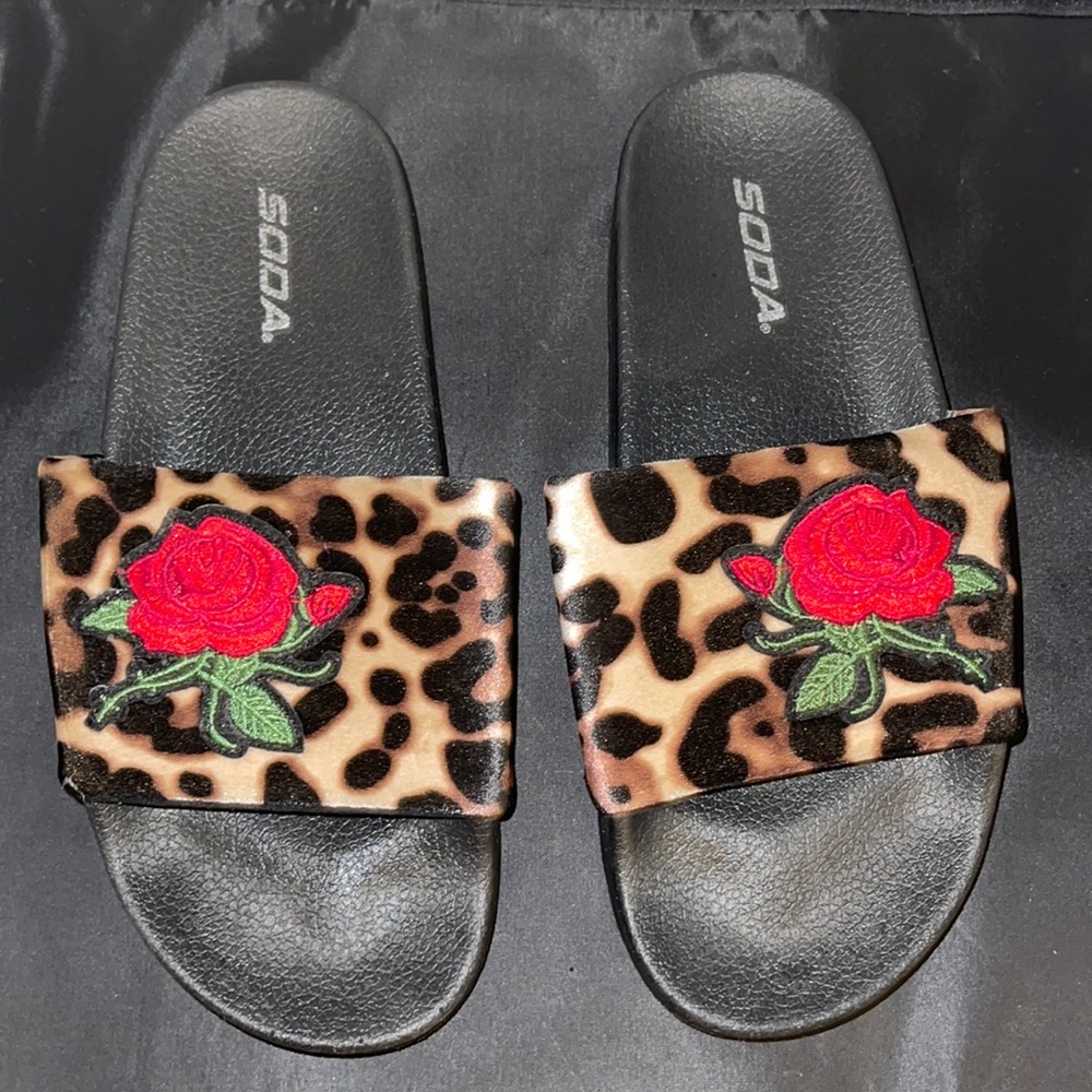 Soda | Cheetah Print Slides